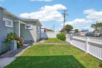 21 Leighton Avenue, Waiwhetu