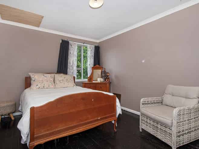 16 Weaver Street, Whau Valley