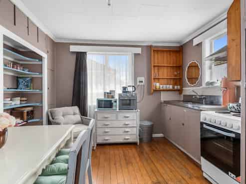 16 Weaver Street, Whau Valley