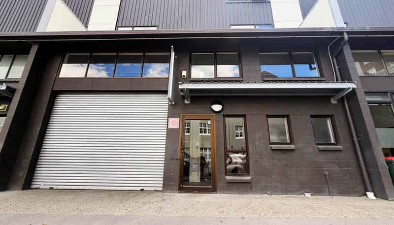 60C Surrey Crescent, Grey Lynn