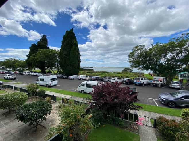 6/18 Cliff Road, Tauranga Central