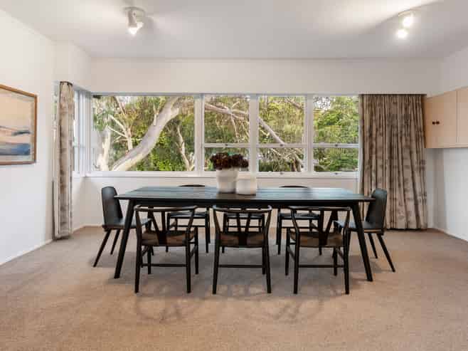 9 Tudward Glade, Hillcrest