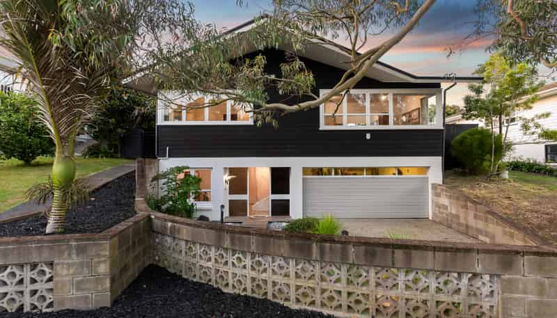 9 Tudward Glade, Hillcrest