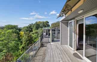 10 Lochinvar Place, Hairini