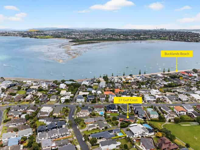 27 Gulf Crest, Bucklands Beach