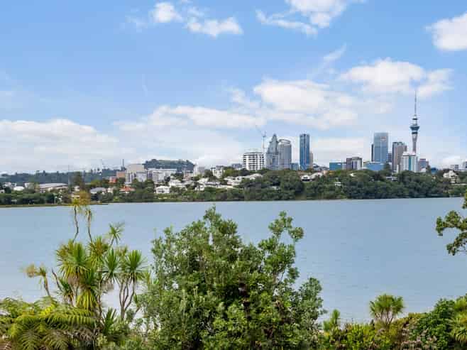 12 Birkley Road, Bayswater