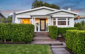 12 Birkley Road, Bayswater