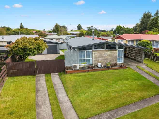 228 West Parkdale Street, Tokoroa