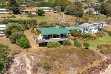 236 Hokianga Harbour Drive, OMAPERE