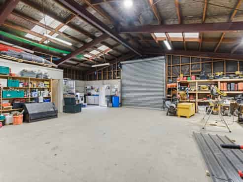 Prime standalone industrial site with secure yard