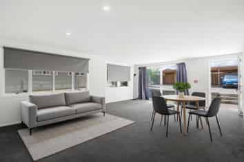 Units 1-6/200 Pilkington Road, Point England