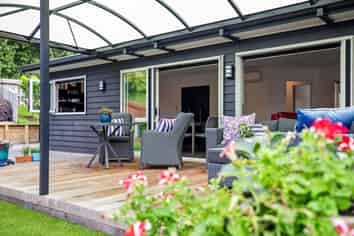 69 Bathurst Crescent, Pyes Pa