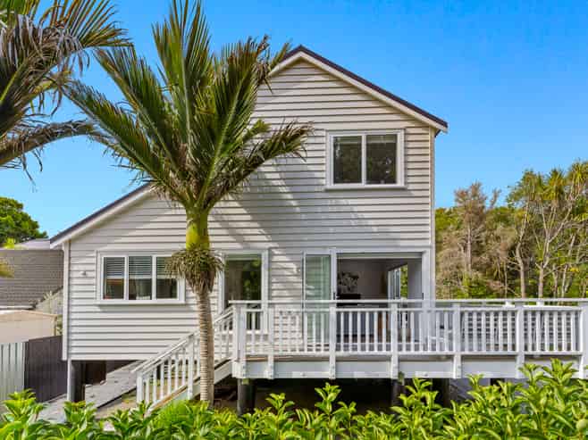 32A Sandown Road, Rothesay Bay