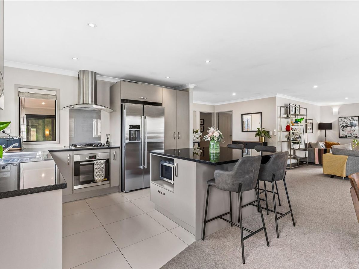  7 Wautaiti Drive, Riverhead, Rodney, Auckland - Photo 2