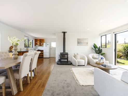 787 Dover Road, Okato