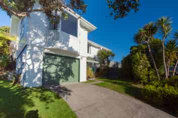 5 Montserrat Place, Grenada Village