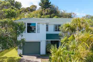 5 Montserrat Place, Grenada Village