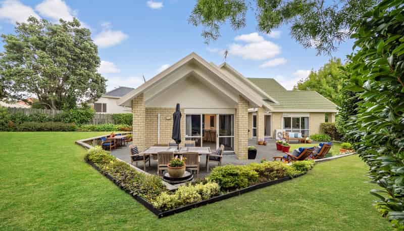 12 Tarnica Road, Northpark