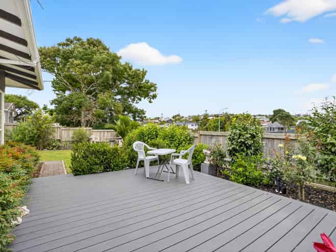 29a Thorburn Avenue, Red Beach