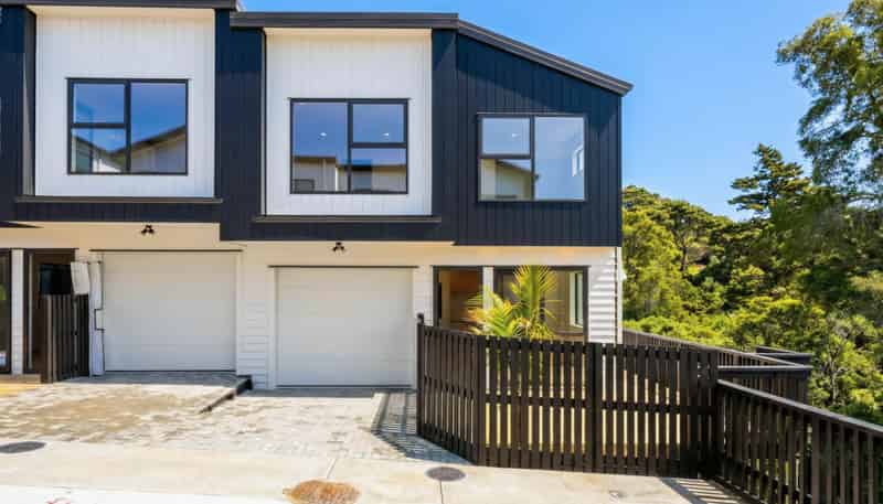 11&13 Tabitha Cres, Henderson