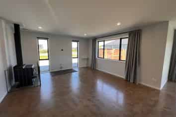 9 Johnson Avenue, Amberley