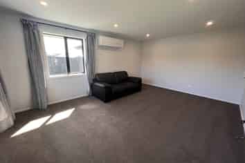 9 Johnson Avenue, Amberley