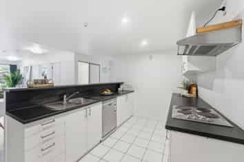 10/14 Brougham Street, Addington