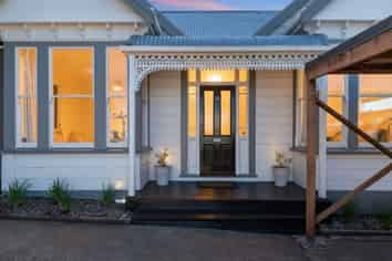 50 Ross Street, Roslyn