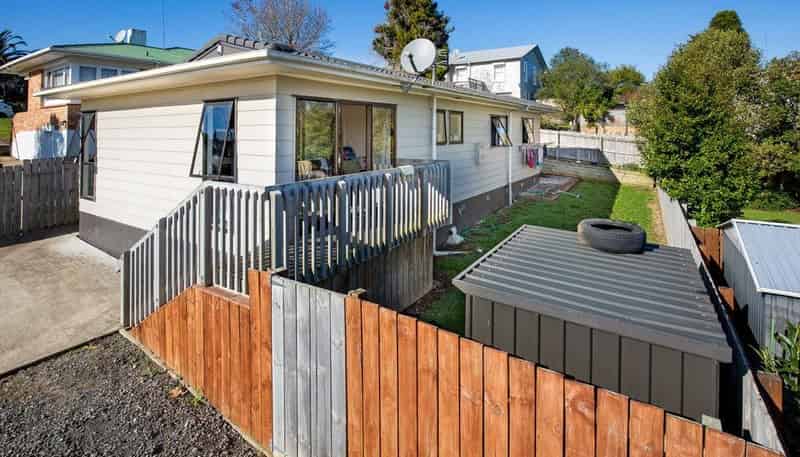 54E Prospect Terrace, Pukekohe