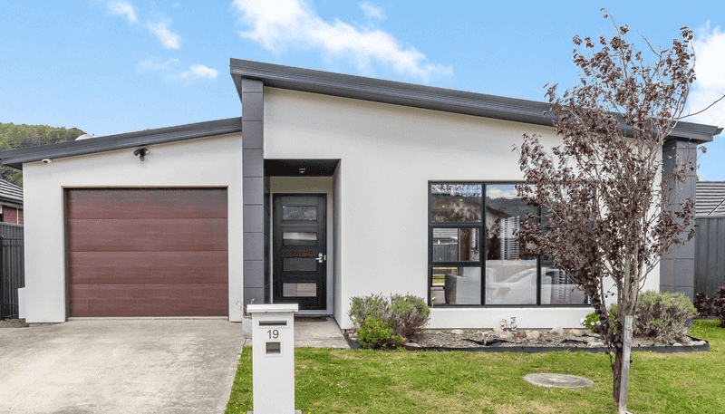 19 Te Kaeaea Crescent, Wallaceville