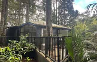 16A Kaurimu Rise, Titirangi