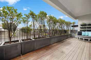 G06/987 Mt Eden Road, Three Kings