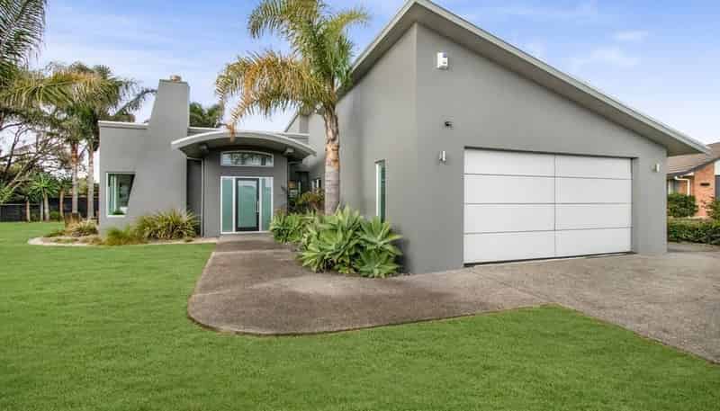 37 Lothian Brae, Wattle Downs