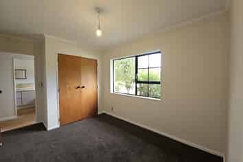 3 McLellan Street, Tawa