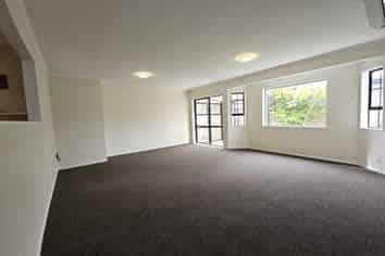 3 McLellan Street, Tawa