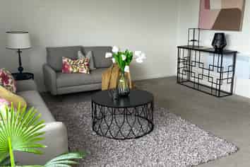 8/2a Ewenson Ave, One Tree Hill