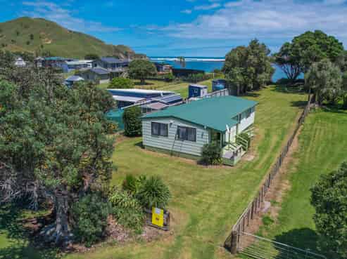 14 Rauparaha Street, Marokopa