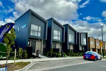 14 Rana Road, Flat Bush