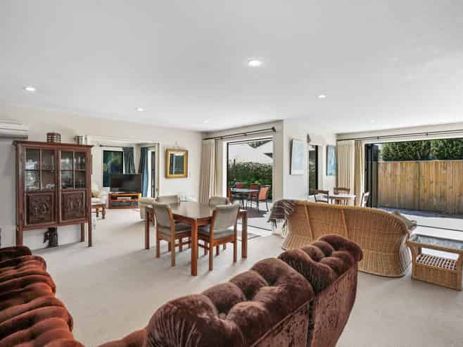 12 Fuchsia Place, Springlands