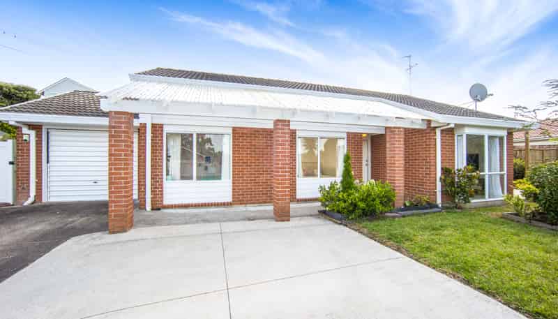 3 Lanier Place, Glendene