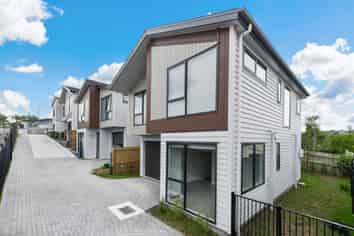 86D Harrington Road, Henderson