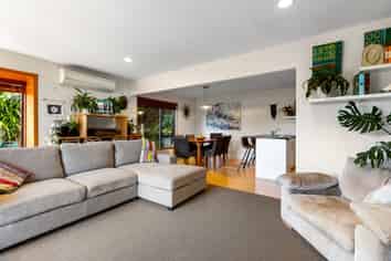 33 Beaumont Crescent, Frankleigh Park