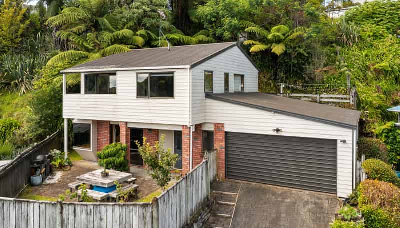 33 Beaumont Crescent, Frankleigh Park