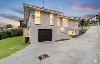 99 Eban Avenue, Hillcrest