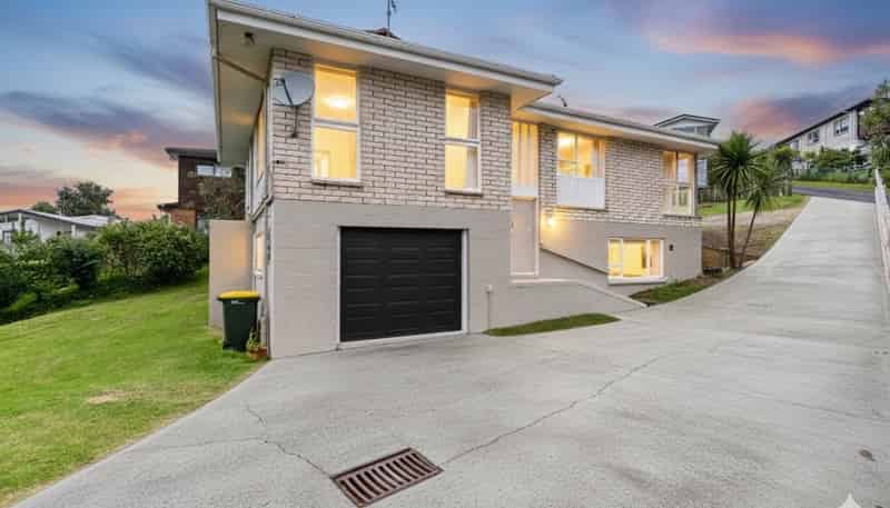 99 Eban Avenue, Hillcrest