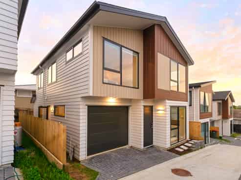 86B Harrington Road, Henderson