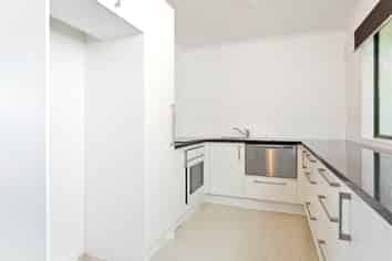 2/12A Keeling Road, Henderson