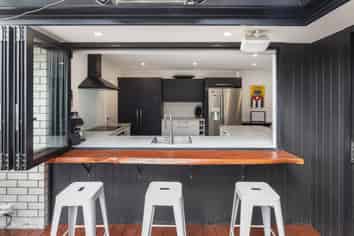 17 Chipping Lane, Redwood