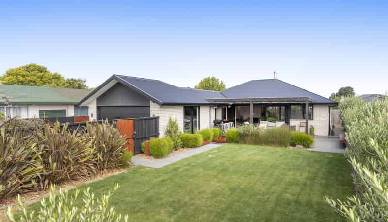 17 Chipping Lane, Redwood