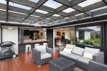 17 Chipping Lane, Redwood